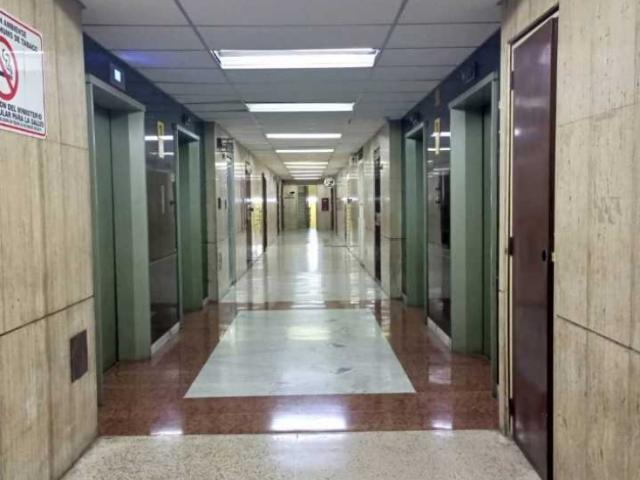Se Vende Oficina 55,98 m2 Av. Sur con Av. Lecuna Centro de Caracas