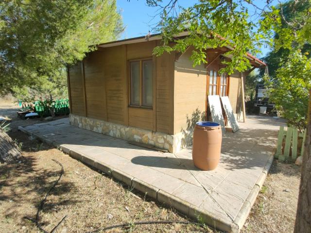 Se vende parcela cercana a las perdices
