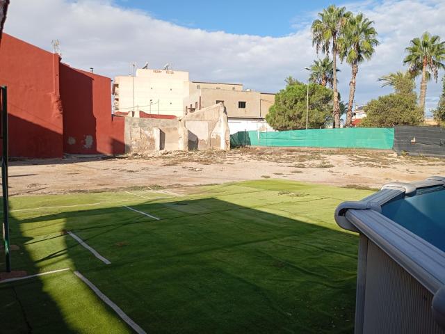 Se vende parcela en Avileses