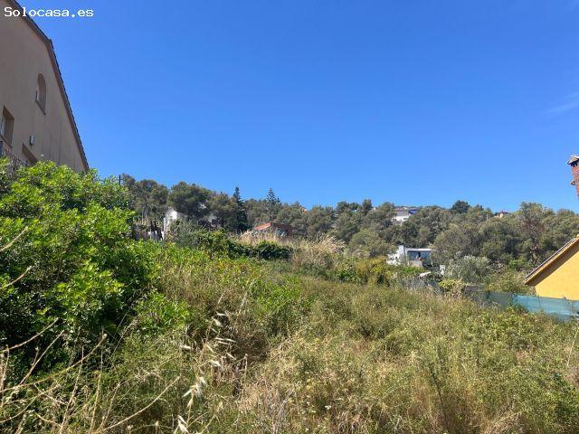 Se Vende Parcela para Edificar Casa en Urbanización California, Canyelles