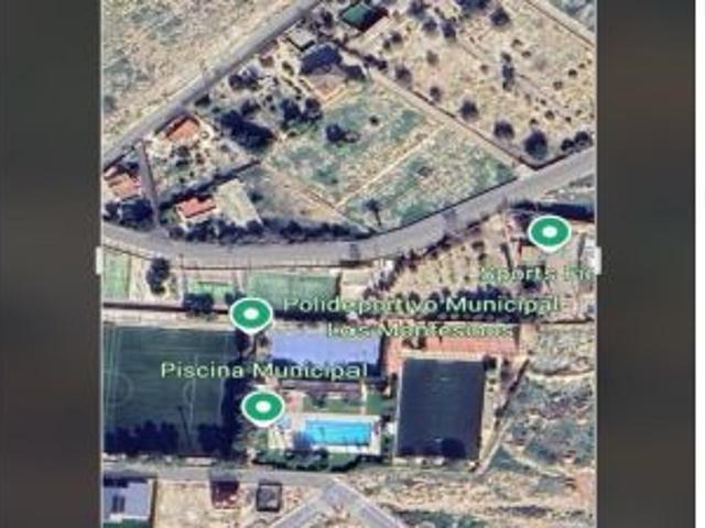 SE VENDE PARCELA RESIDENCIAL DE 120 MTS EN LOS MONTESINOS