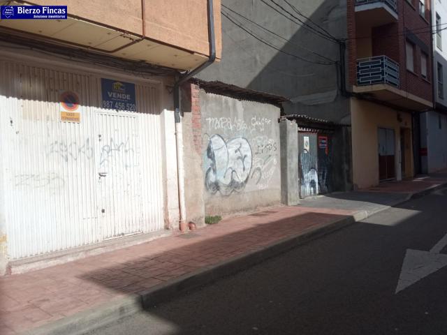 SE VENDE PARCELA URBANA EN FLORES DEL SIL