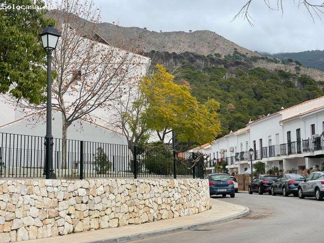 se vende parcela urbana en Mijas Pueblo 11 adosados y 4 villas