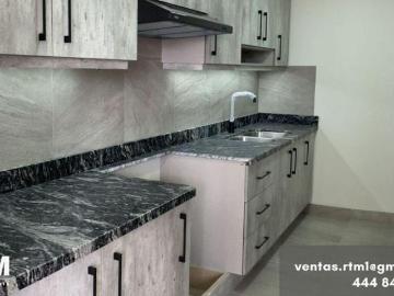 SE VENDE PENT HOUSE EN ALAMITOS