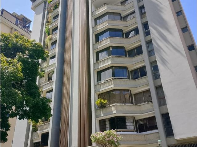 Se vende Penthouse 600m2. 3H+S/4B+S/3P. Terrazas de Avila