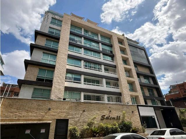Se vende Ph 570m2 Los Naranjos de Las Mercedes 7542