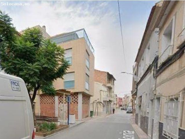 SE VENDE piso OKUPA en C CALLE Niño Gloria, Edificio Huerto