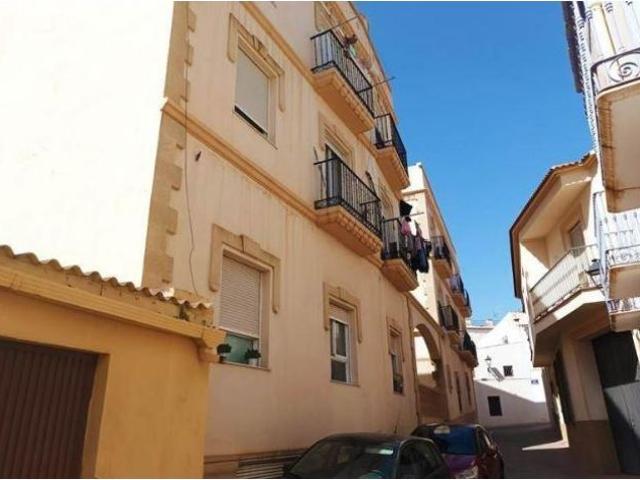 SE VENDE piso OKUPA en C Entina de Cuevas del Almanzora