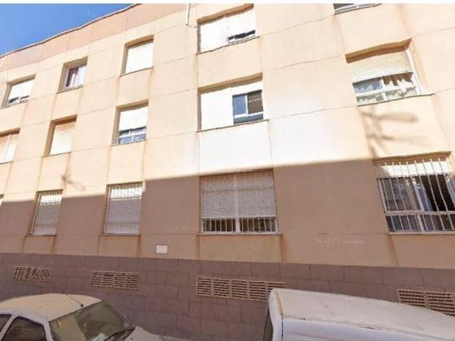 SE VENDE piso OKUPA en C Ismael Merlo 2 de Roquetas de Mar