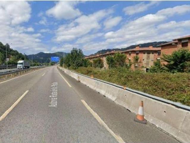 SE VENDE piso OKUPA en C Rio Caudal 21 de Mieres