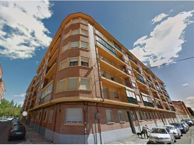 Se vende piso OKUPA en Palencia Palencia