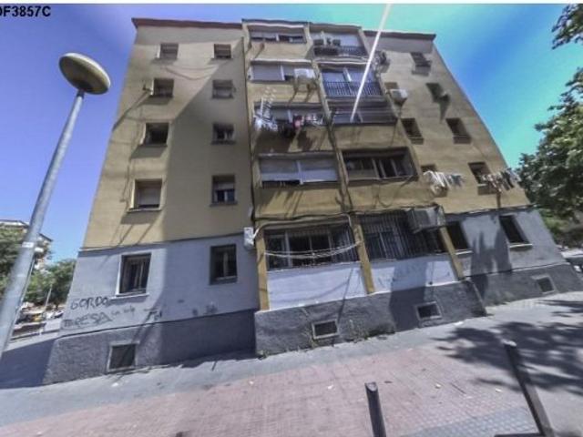Se vende Piso OKUPADO en Cáceres 14 de Badalona, Barcelona