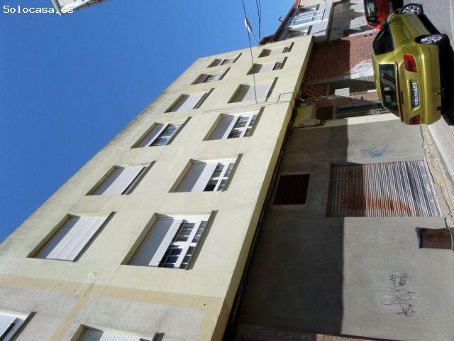 Se vende piso OKUPADO en Calle Calle Eduardo Pondal 18 Ribeira, A Coruña