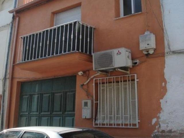 Se vende Piso OKUPADO en Calle Cruces Nº 46 Santa Fe, Granada