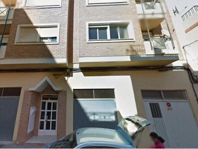 Se vende piso OKUPADO en Calle Bechi 26 de la Vall DUixó Castellón