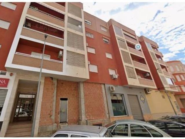 Se vende piso OKUPADO en Calle Goya 5 de Bigastro, Alicante