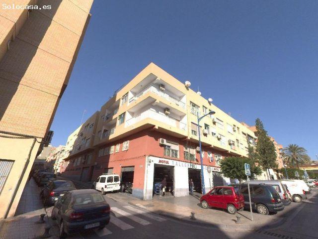 Se vende Piso OKUPADO en Calle Lastre 2 Almería, Almería