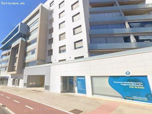 Se vende piso OKUPADO en Calle Reverenda Madre María Micaela 5 de Almería, Almería