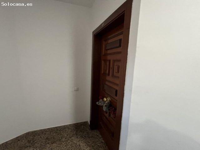 SE VENDE piso OKUPADO en CL CISA, 22 de Sabadell, Barcelona