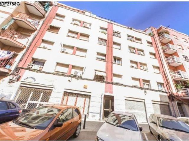 Se vende Piso OKUPADO en Milans 23 Hospitalet de Llobregat L, Barcelona