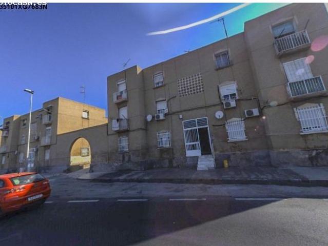Se vende Piso OKUPADO en Muelle Santa Lucia 3 Cartagena, Murcia