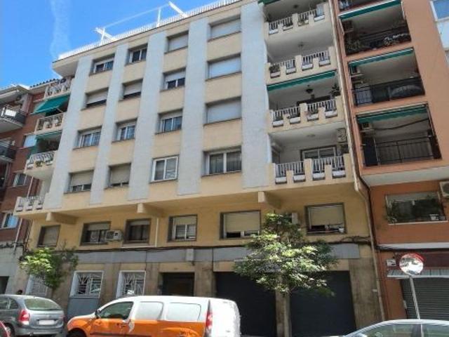 Se vende Piso OKUPADO en Ntra. Sra. Dels Angels 11 Ripollet, Barcelona