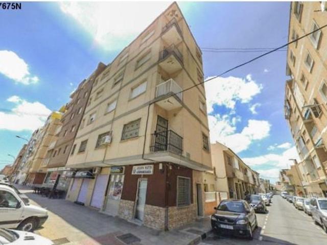 Se vende Piso OKUPADO en Ruben Dario Barrio Peral 24 Cartagena, Murcia