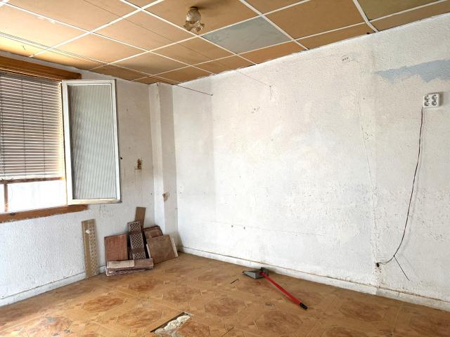 SE VENDE PISO A REFORMAR EN NOVELDA ALICANTE