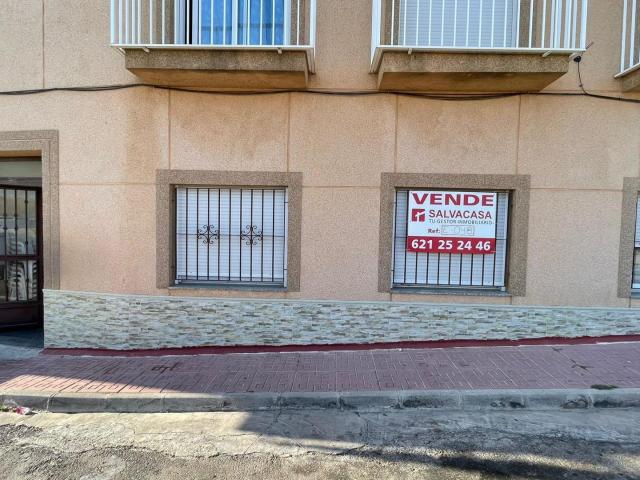 SE VENDE PISO BAJO EN FUENTE ÁLAMO