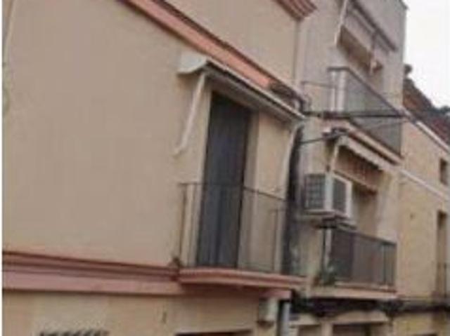 Se vende piso CESIÓN DE REMATE en C/ PLAZA SANT MAGI en Esparraguera, Barcelona