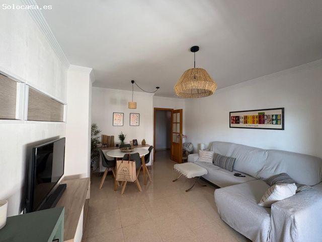 SE VENDE PISO DE TRES DORMITORIOS, DOS BAÑOS Y GARAJE EN ALGECIRAS, PLAZA MAYOR