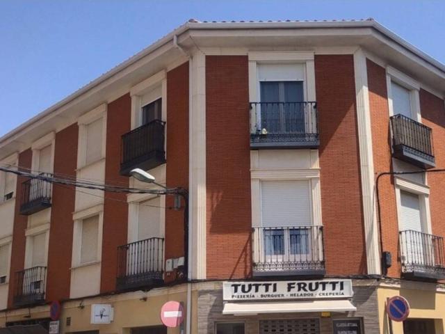 Se vende Piso en Manzanares SIN AMUEBLAR muy buen estado