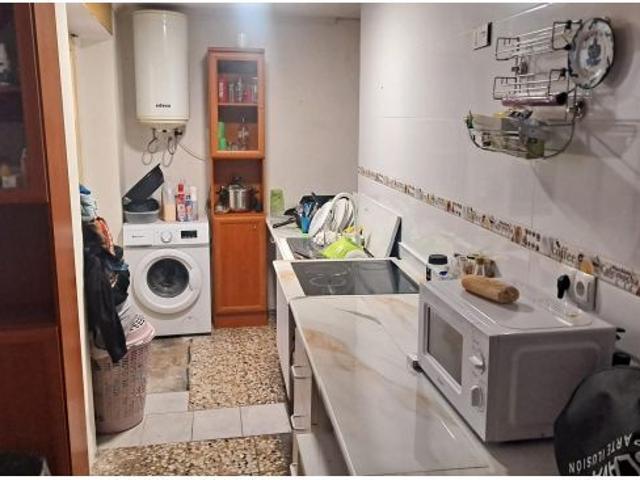 SE VENDE PISO EN CAMINO LOS MAGROS PARA REFORMAR!