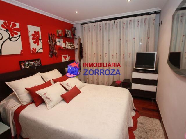 SE VENDE PISO EN CARRETERA CASTREXANA