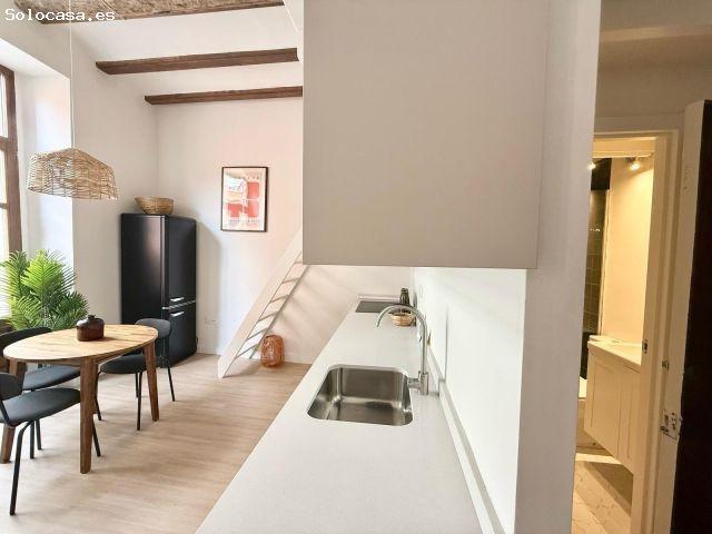 SE VENDE PISO EN CIUTAT VELLA