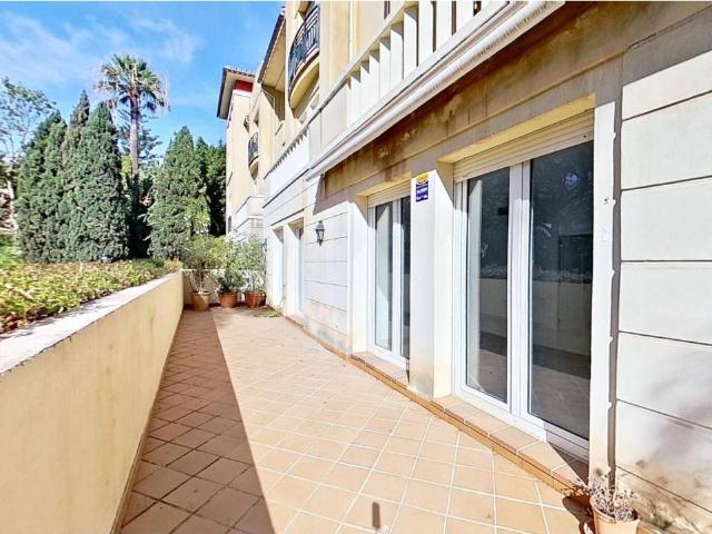 Se vende piso en el Limonar