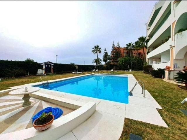 SE VENDE PISO EN LA HERRADURA