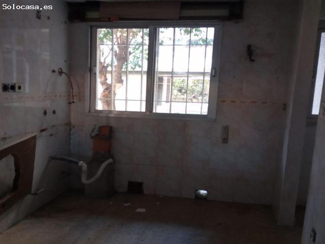 Se vende Piso en la localidad de Granada