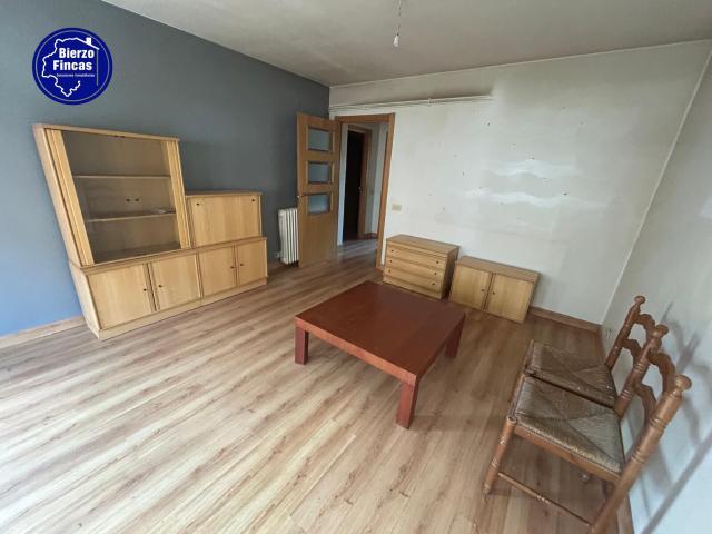 SE VENDE PISO EN LEÓN