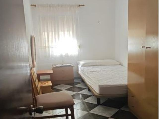 SE VENDE PISO EN PUERTO REAL, ZONA CENTRO