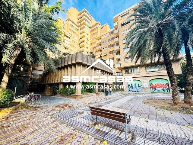 SE VENDE PISO EN RESIDENCIAL DE LUJO