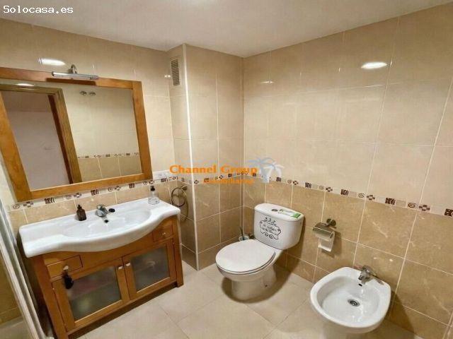 SE VENDE PISO SEMINUEVO CON GARAJE Y TRASTERO, ASPE!