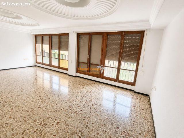 SE VENDE PISO ZONA CENTRO PUENTE DE LA VIRGEN !