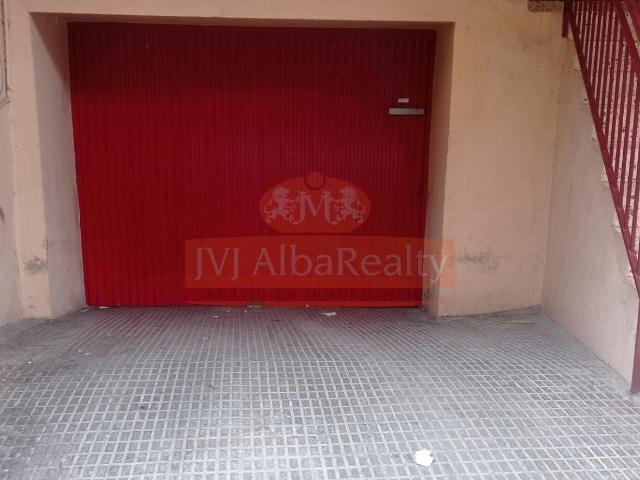 SE VENDE PLAZA DE GARAJE A PIE DE CALLE, ZONA EL PILAR