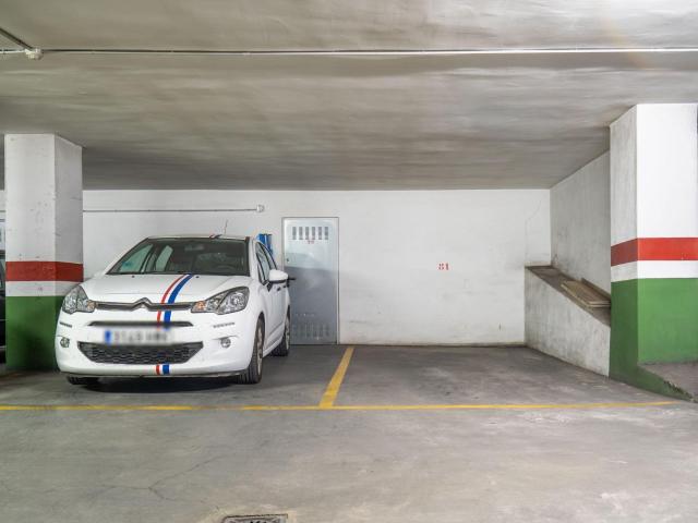 Se vende plaza de garaje en Parque Lagos cerca de Carrefour