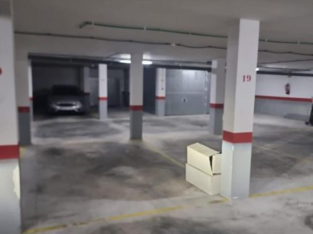 SE VENDE PLAZA DE GARAJE EN TORRE DE LA HORADADA