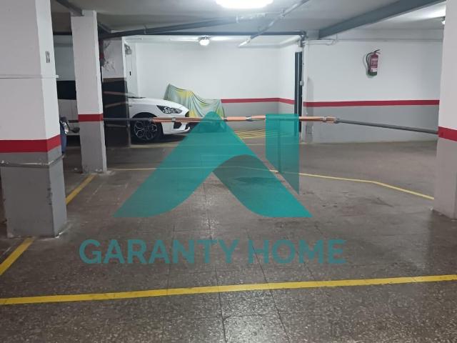 SE VENDE PLAZA DE GARAJE EN ZONA CENTRO CÁCERES