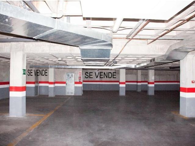 SE VENDE PLAZA DE GARAJE, FACIL MANIOBRA