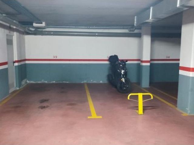SE VENDE PLAZA DE GARAJE PARA MOTO EN ZONA NUEVO HOSPITAL