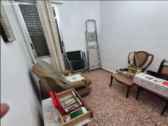 SE VENDE PLANTA BAJA CON TERRAZA DE 60 METROS EN LA AVENIDA SUROESTE MUY ECONOMICA